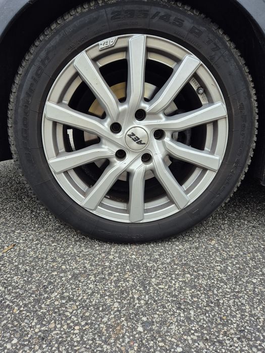Sprzedam koła zimowe bmw e90 235/45 R17