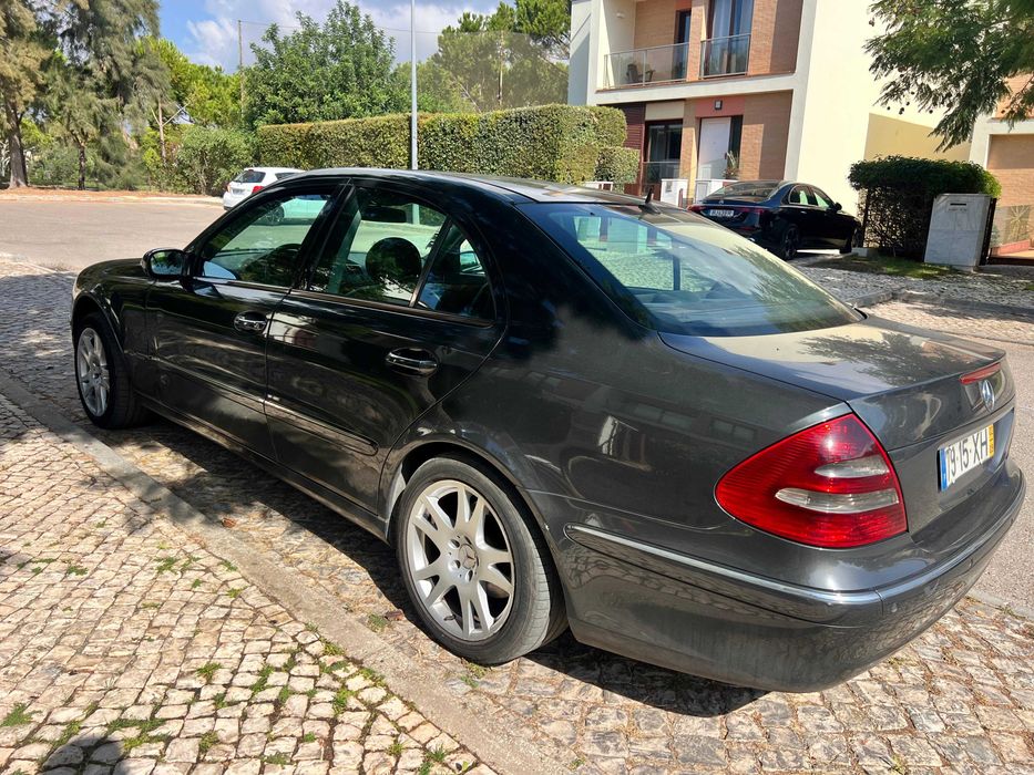 Mercedes W211 E270