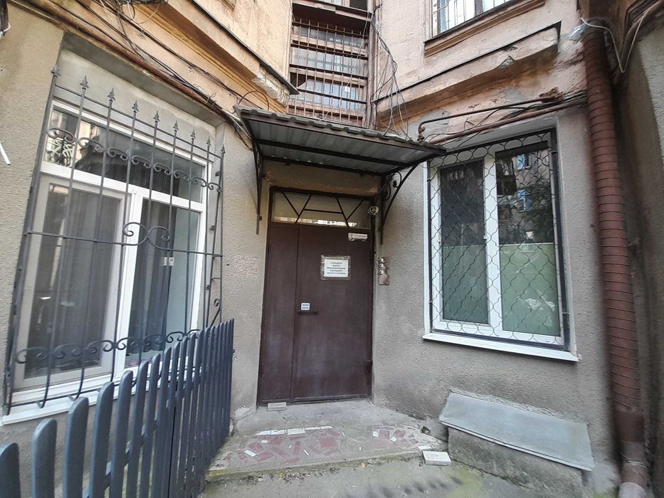 Срочно продам 2-х ком. квартиру в Центре. Бельгийка