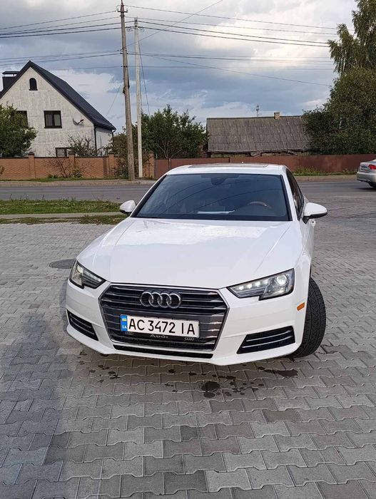 Audi A4 2017 2.0 TFSI — Идеальное состояние!