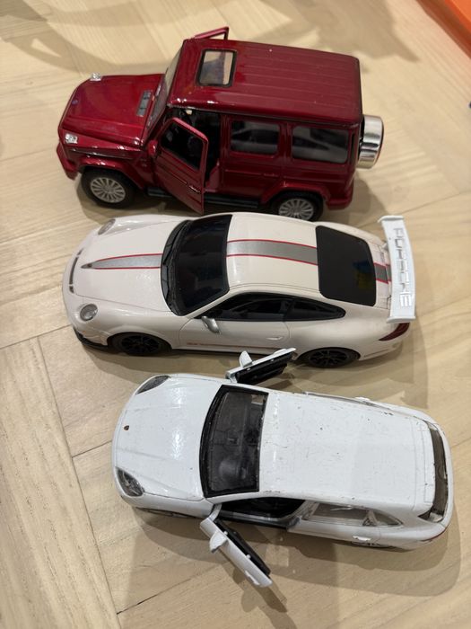 Металеві машинки модельки Porsche Lamborghini Mercedes Mustang Geep