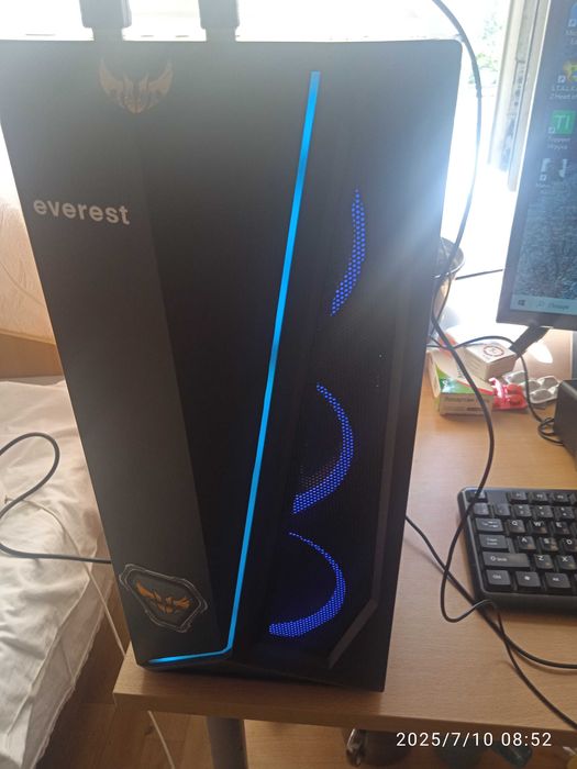Системный блок Everest