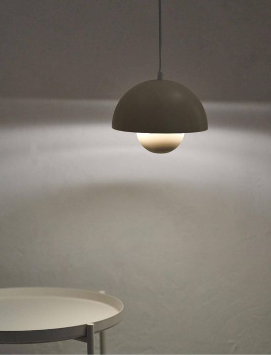 Nowa metalowa Lampa  niebieska
