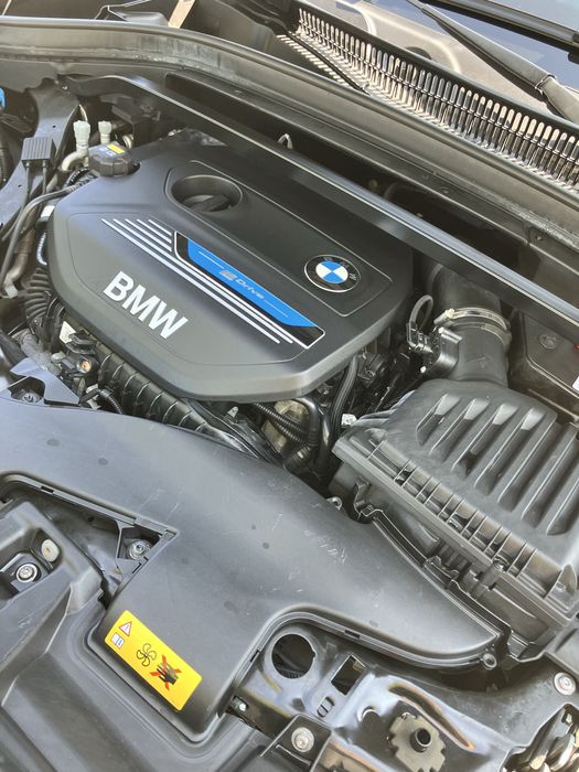 BMW SUV X1 xDrive caixa automatica plug-in 220cv tração 4 rodas