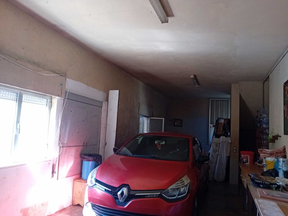 Continua Disponivel - Vendo moradia bifamiliar com terreno no Estreito
