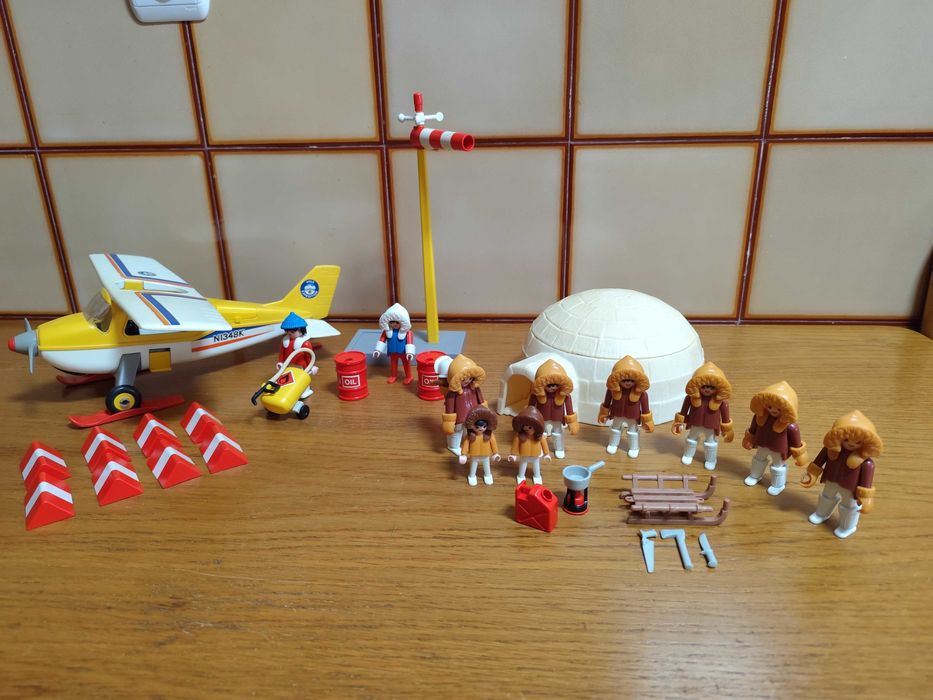 Vendo Playmobil's diversos.