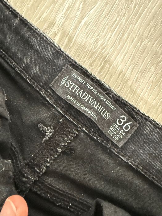 Sprzedam jeansy skiny damskie