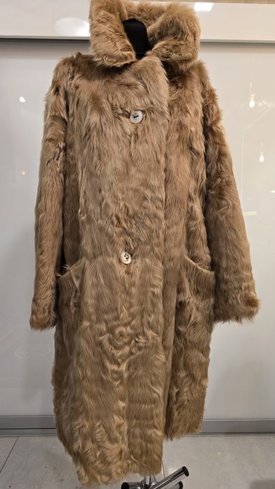 Futro dlugie beżowe 48