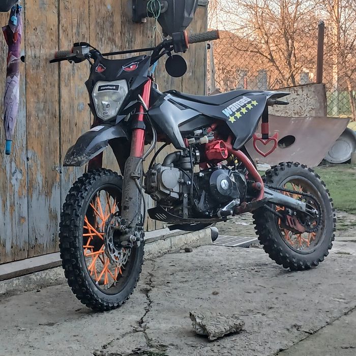 Мотоцикл б.у ґ.леон 125 пробіг 3500 кілометрів