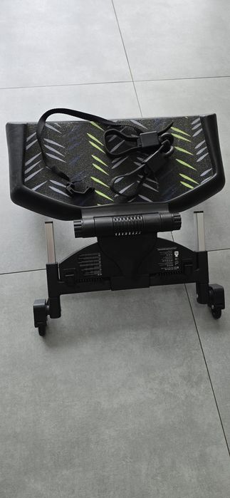 Dostawka do wózka lupilu