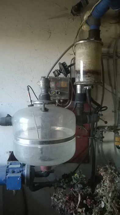 Dojarka przewodowa-hala udojowa Alfa laval na 10 stanowisk