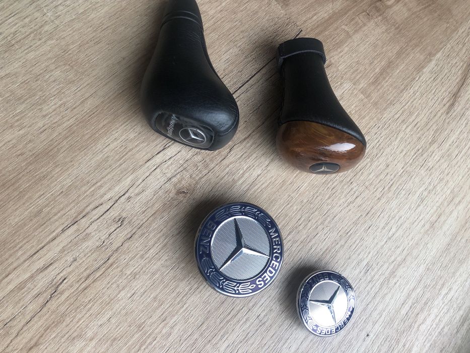 Manete Mercedes e simbolo