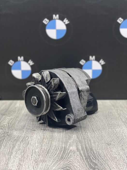 Генератор Двигуна М21 БМВ Е28