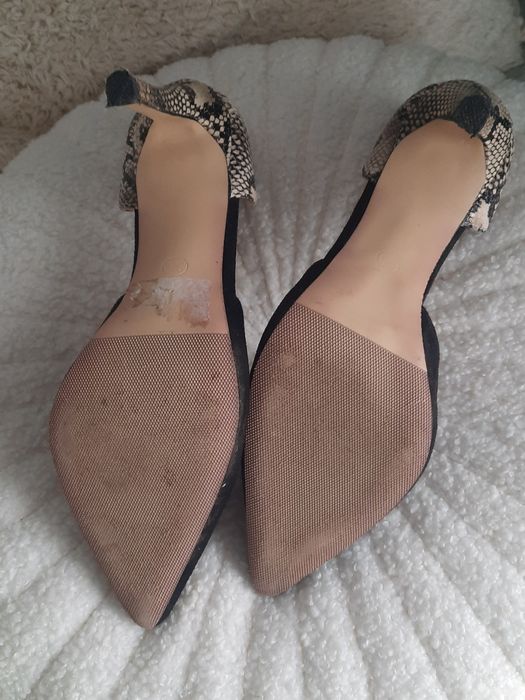 Sapato  de salto médio