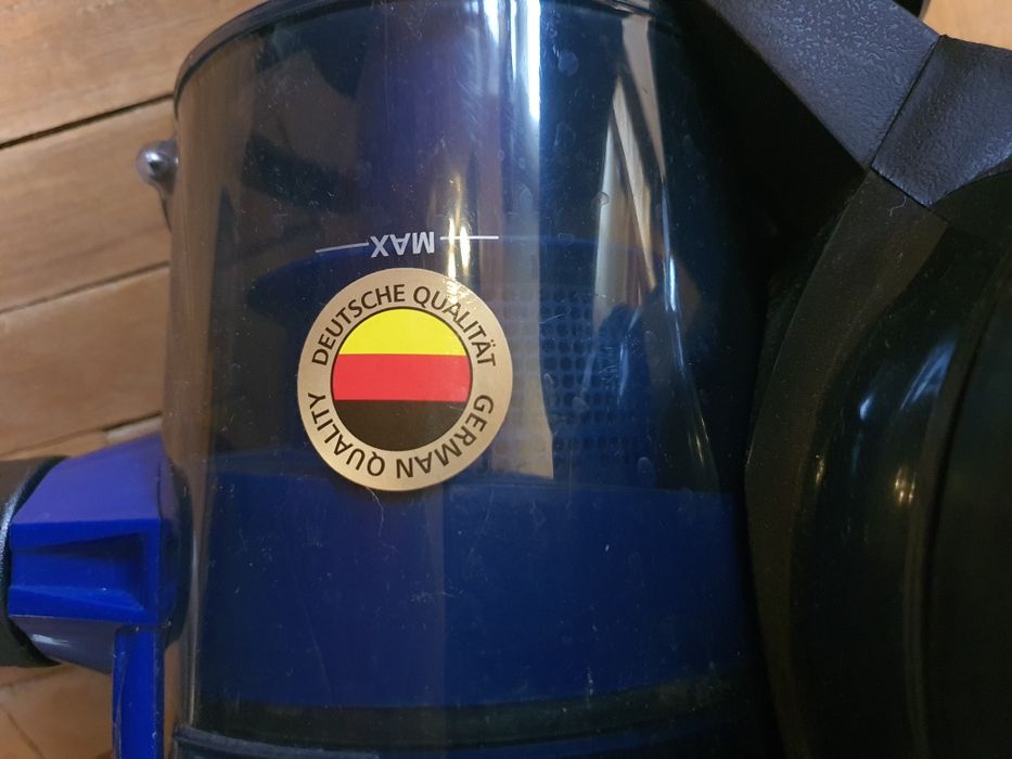 Продам пылесос Royals Berg GD-1605