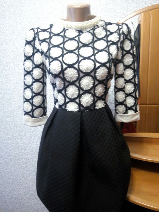 Платье очень красивое