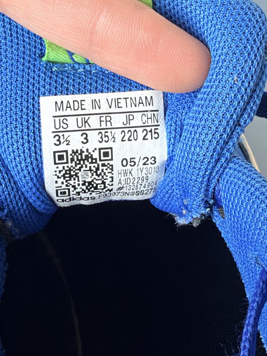 Кросовки Adidas 35,5p мокасини хайтопи кросівки