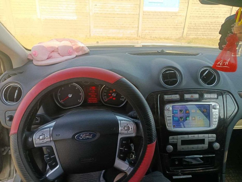 Ford Mondeo MK4 1.8 TDCi 125 KM • Kombi • 2009 • Ghia • Zadbany