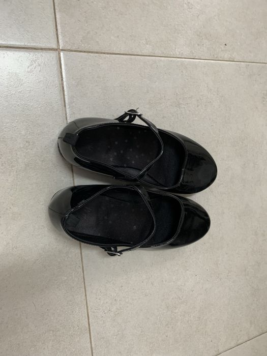 Sapato de verniz menina Tamanho 34