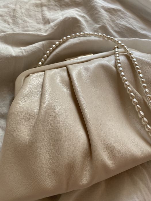 Бежевая сумка Zara
