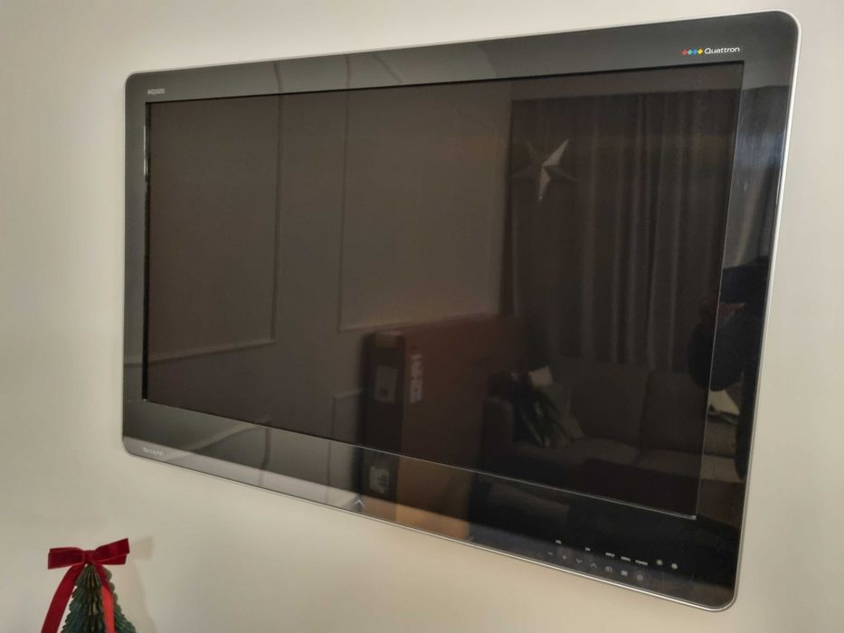Telewizor SHARP AQUOS QUATTRON 40 cali