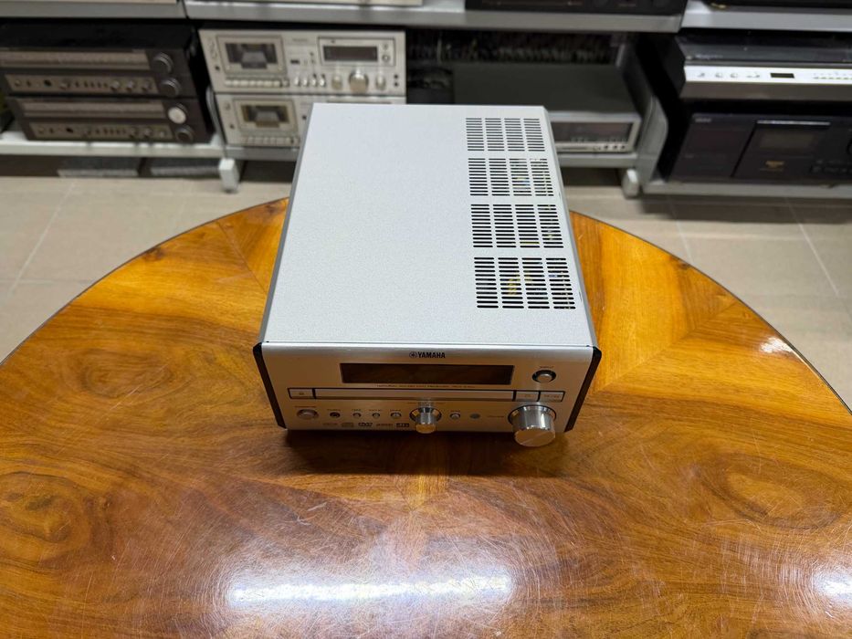 Wieża Yamaha RDX-E700 uszkodzona, Audio Room