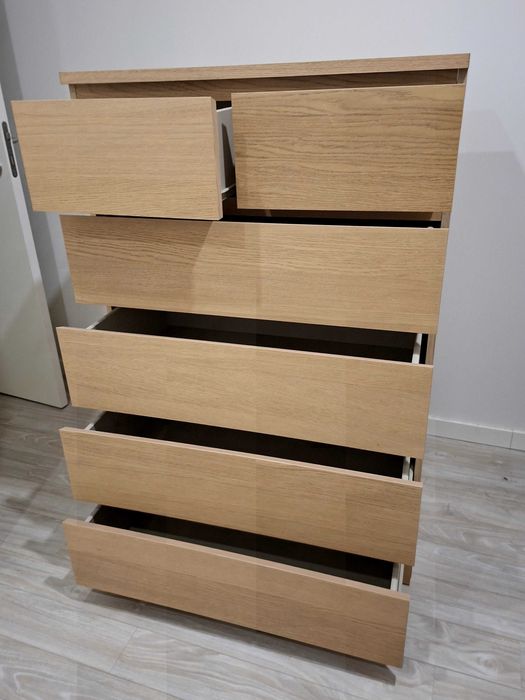 Móvel de arrumação impecável