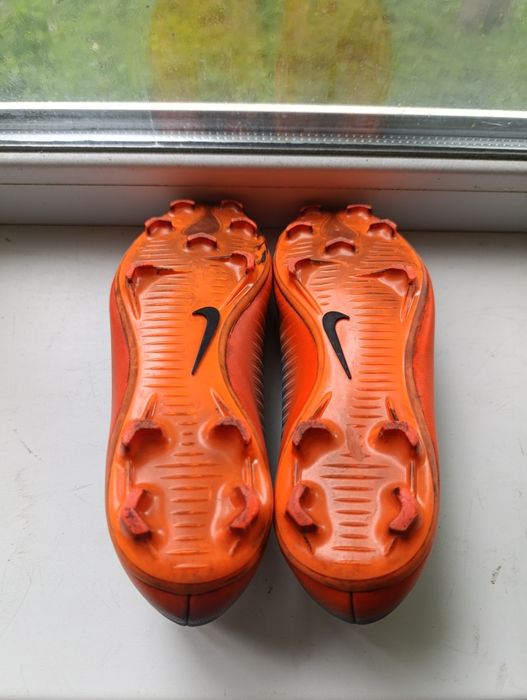 Бутсы футбольные найк MERCURIAL