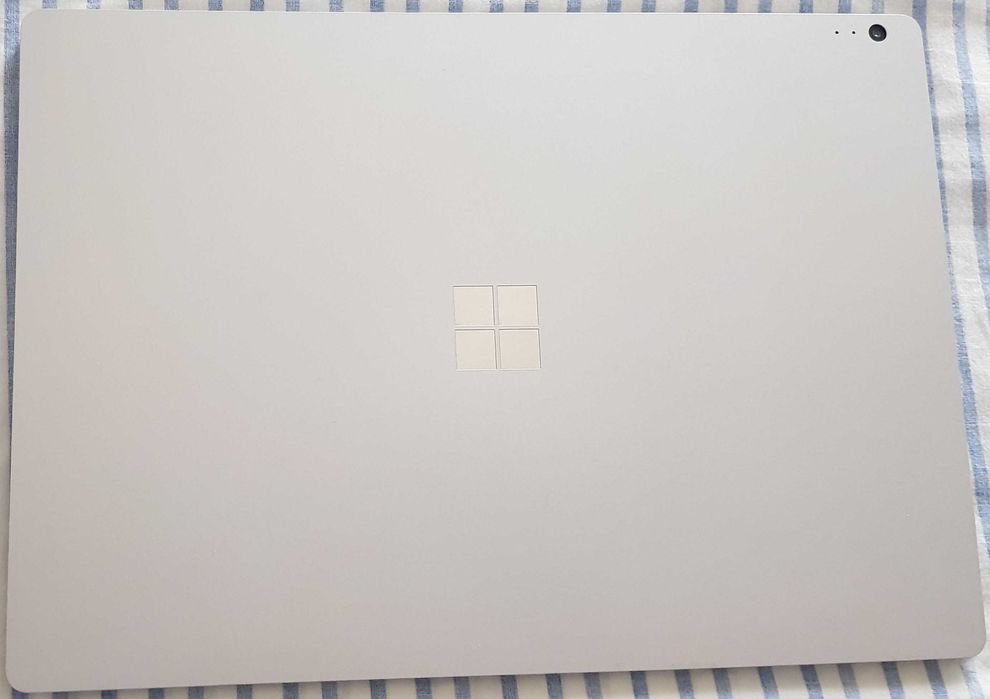Microsoft Surface book 2 para reparação e/ou peças 85 €