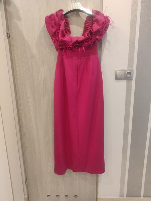 Sukienka Bella Hiszpanka z Piórami.