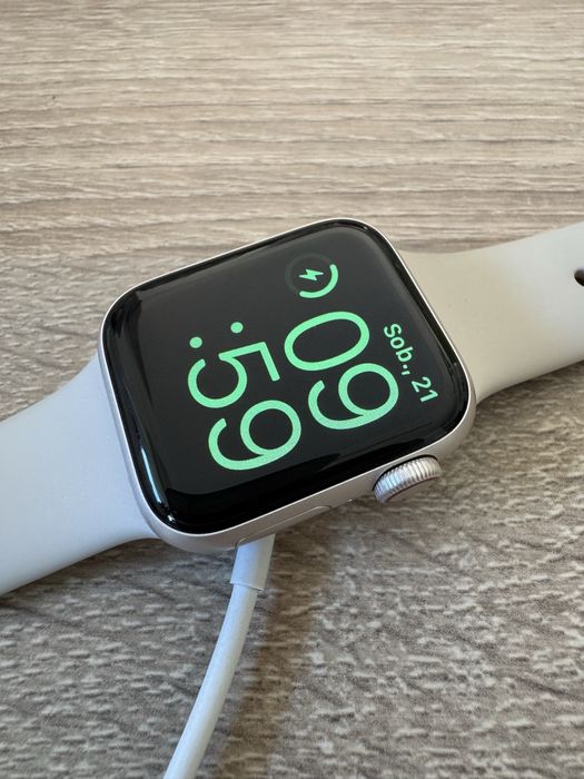 Apple Watch SE 2gen GPS+cellular 40mm
