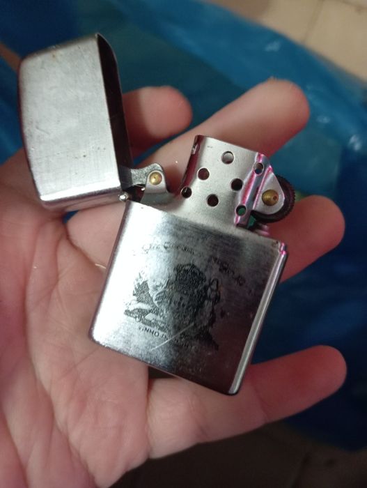 Isqueiro antigo sem gás