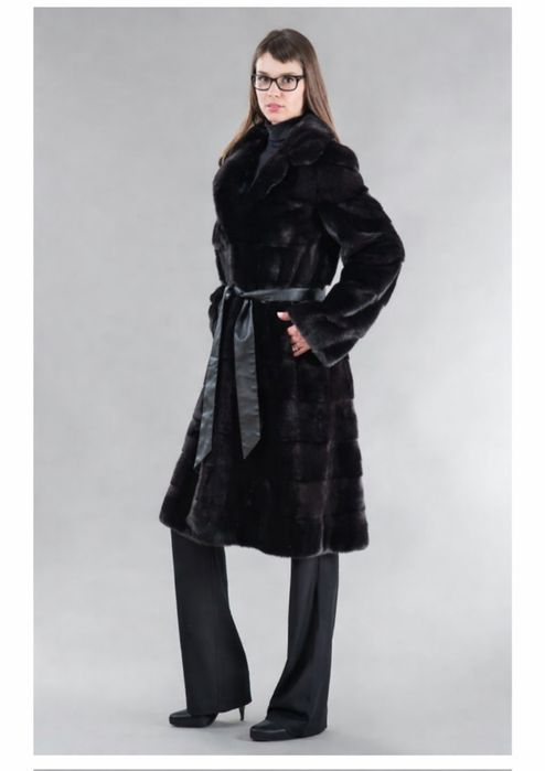 Натуральна норкова довга шуба під пояс чорний діамант