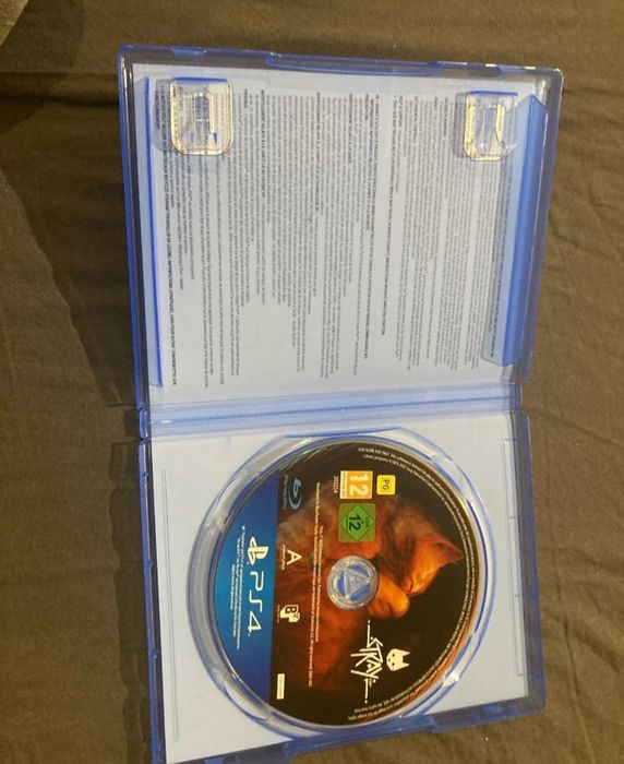 Stray playstation 4