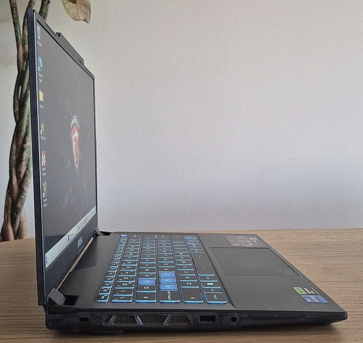 MSi Cyborg i7-13ªGen/ RTX 4060/ 32GB/ 512GB
