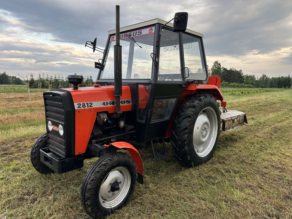 Ciągnik Ursus 2812  nie mf 235