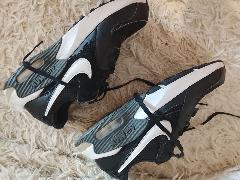 Оригінал у відмінному стані!!