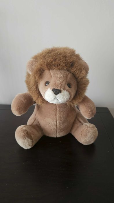 Boneco Leão de peluche