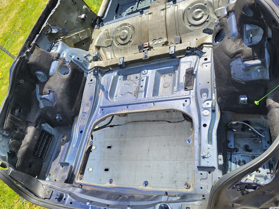 Kabina Karoseria bmw m3 e93 v8 4.0 420kn Cabrio