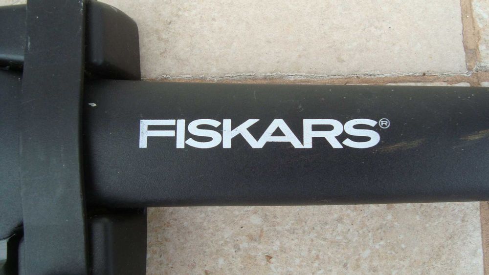Siekiera Fiskars nowa nieużywana