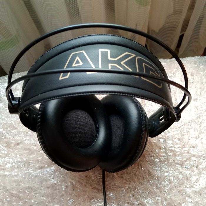Навушники AKG k240 Studio