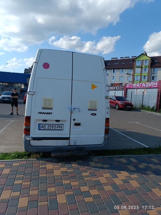 Продам ford transit 2.4