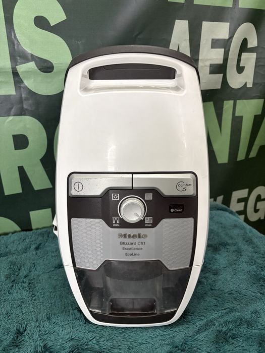 Пилосос Miele Blizzard CX1