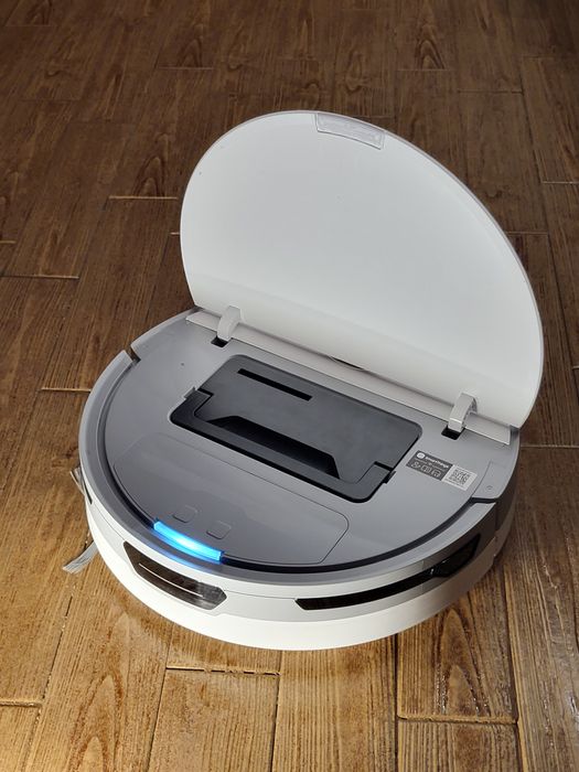 Робот пилосос Samsung JetBot+ VR30T85513W