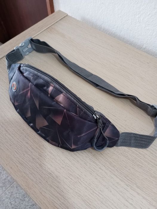 Mini Bolsa de Cintura