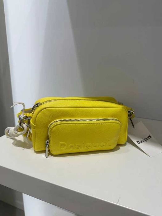 Torebka na ramię z wieloma uchwytami