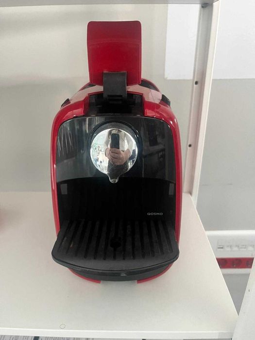 Maquina de cafe Delta Q Qosmo Vermelha