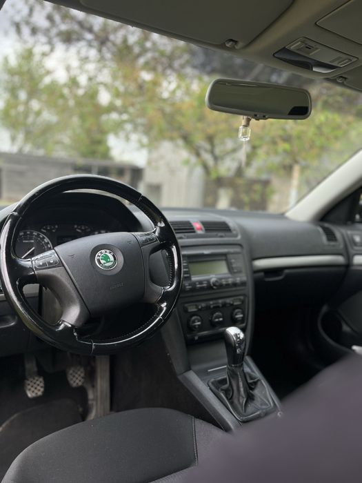 Продаю гарну шкоду! Skoda Octavia a5 1.6 mpi
