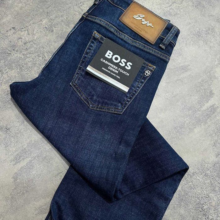 Сині чоловічі джинси HUGO BOSS