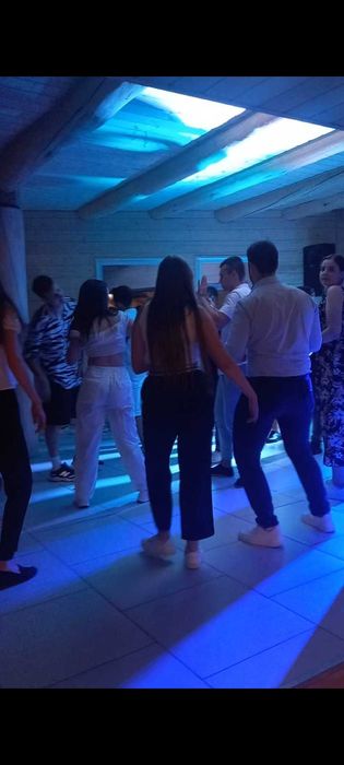 Є СВІТЛО!Оренда будинку подобово з великим залом!Басейн з підігрівом